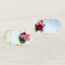 Load image into Gallery viewer, Dried Flower Trinket Tray
