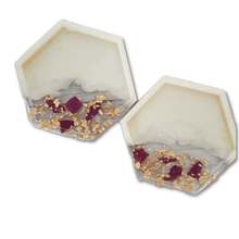 Load image into Gallery viewer, Ivory Rose-Petal Golden Hexagonal Tray

